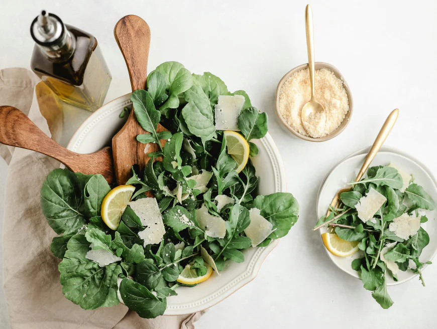Spinach and mushroom quiche